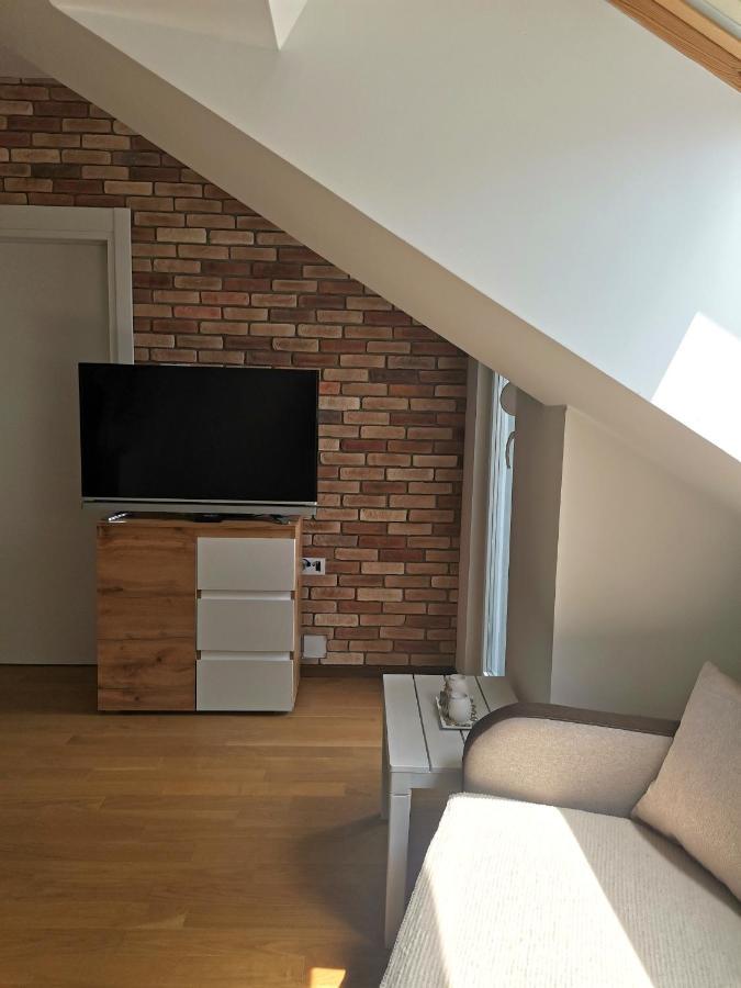 Stan Na Dan M Apartment โนวีซาด ภายนอก รูปภาพ