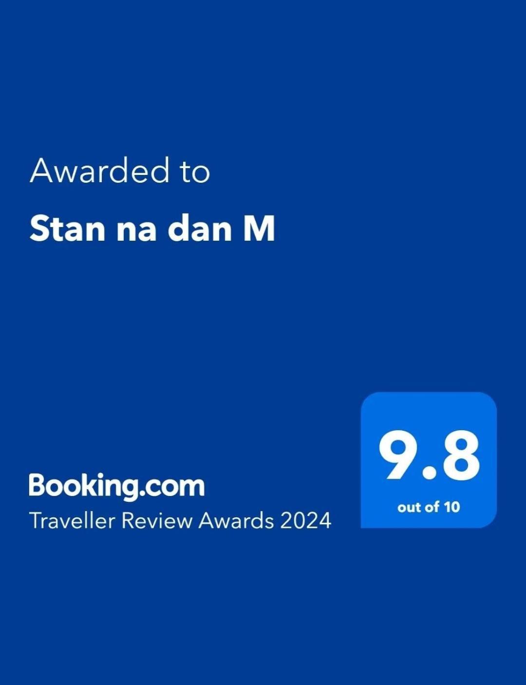 Stan Na Dan M Apartment โนวีซาด ภายนอก รูปภาพ